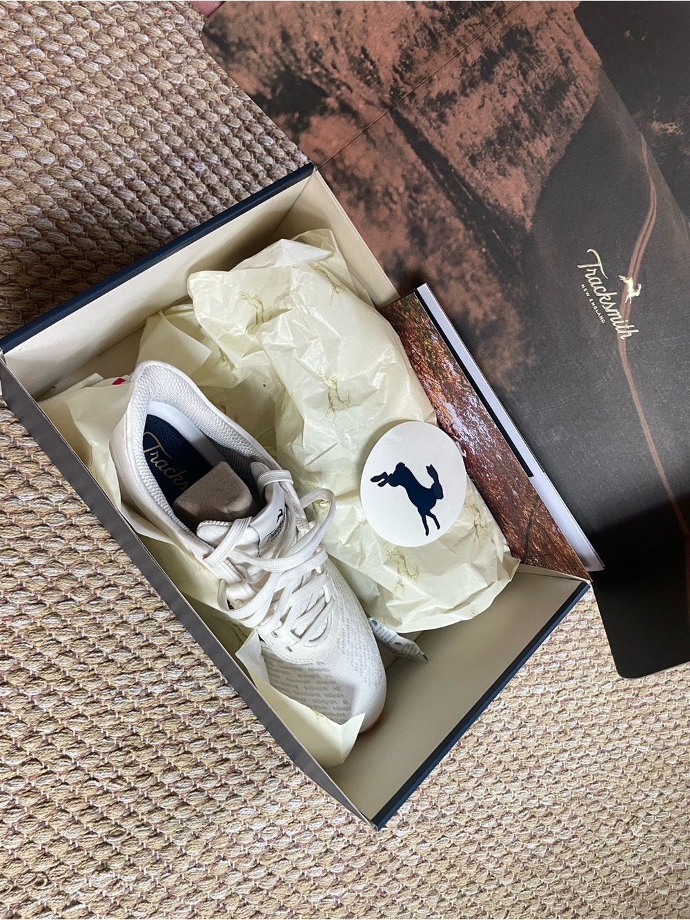 Tracksmith Eliot Runner - Picture 10 of 10